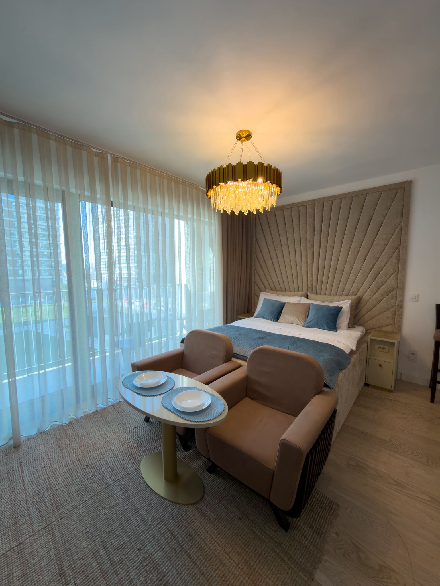 Pearl Luxury Studio 7
