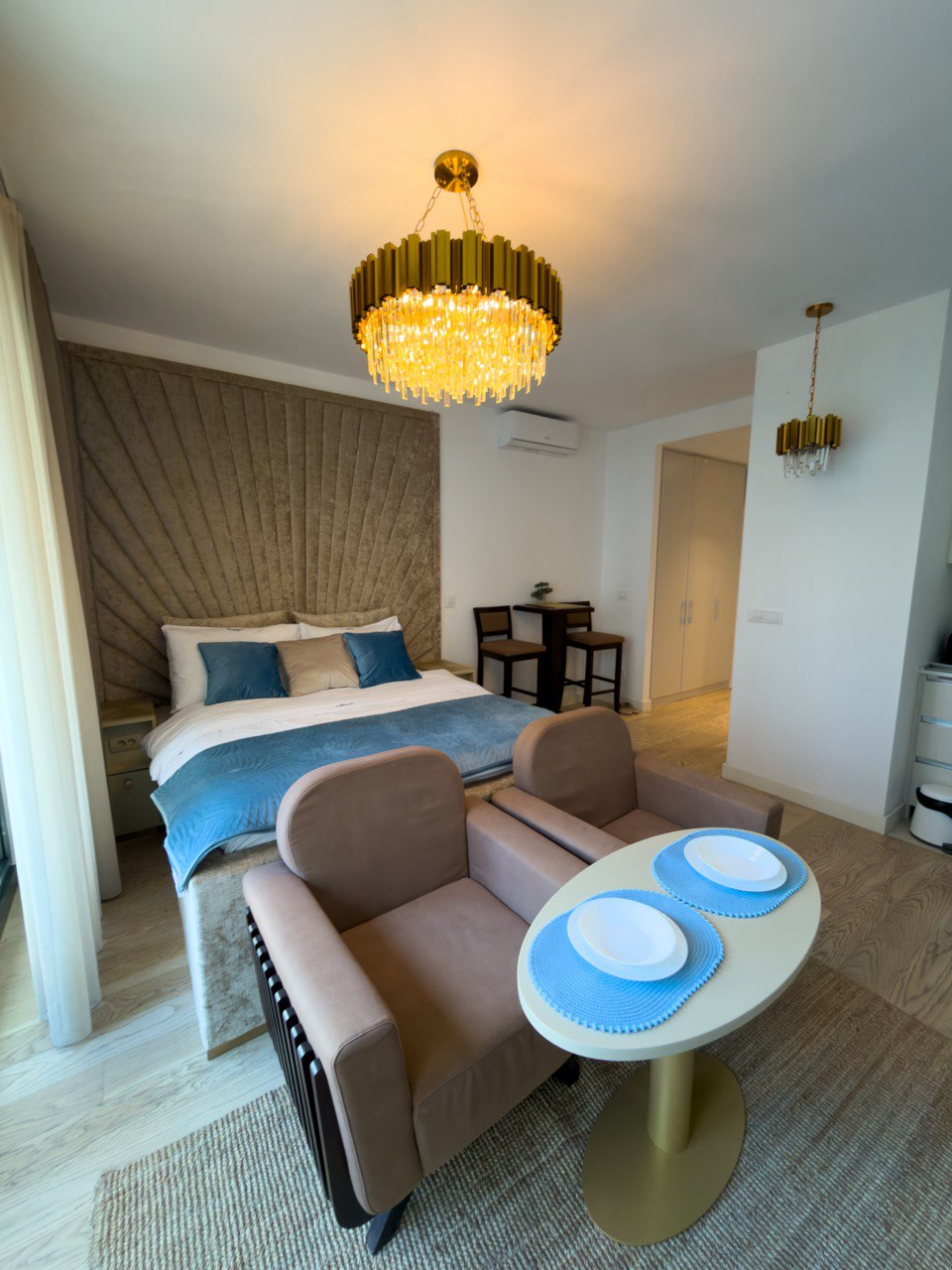 Pearl Luxury Studio 8
