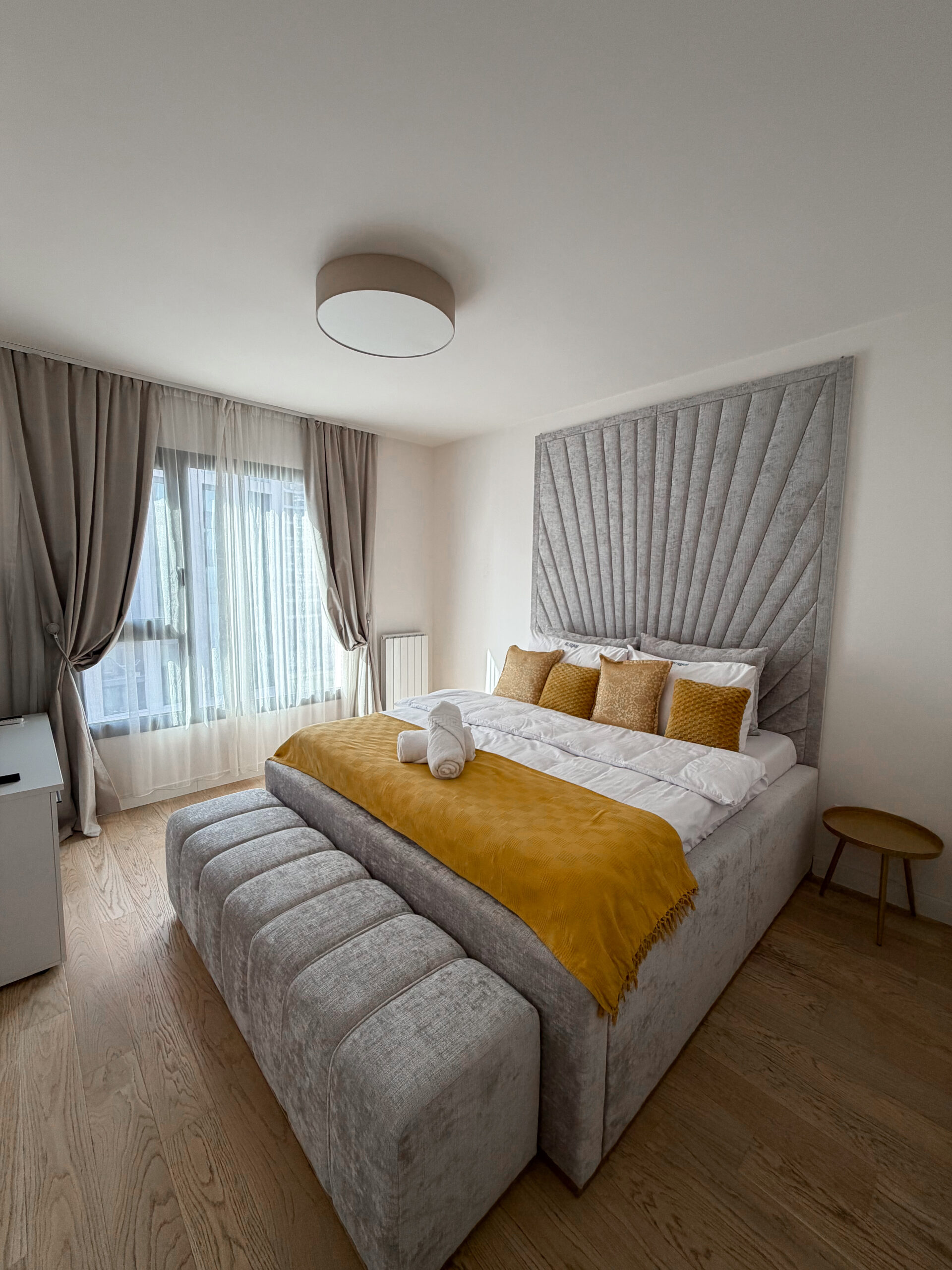Silver Luxury Apartment 7