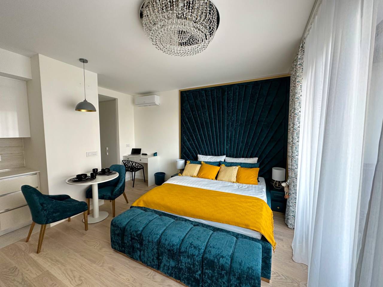 Royal Luxury Studio 3