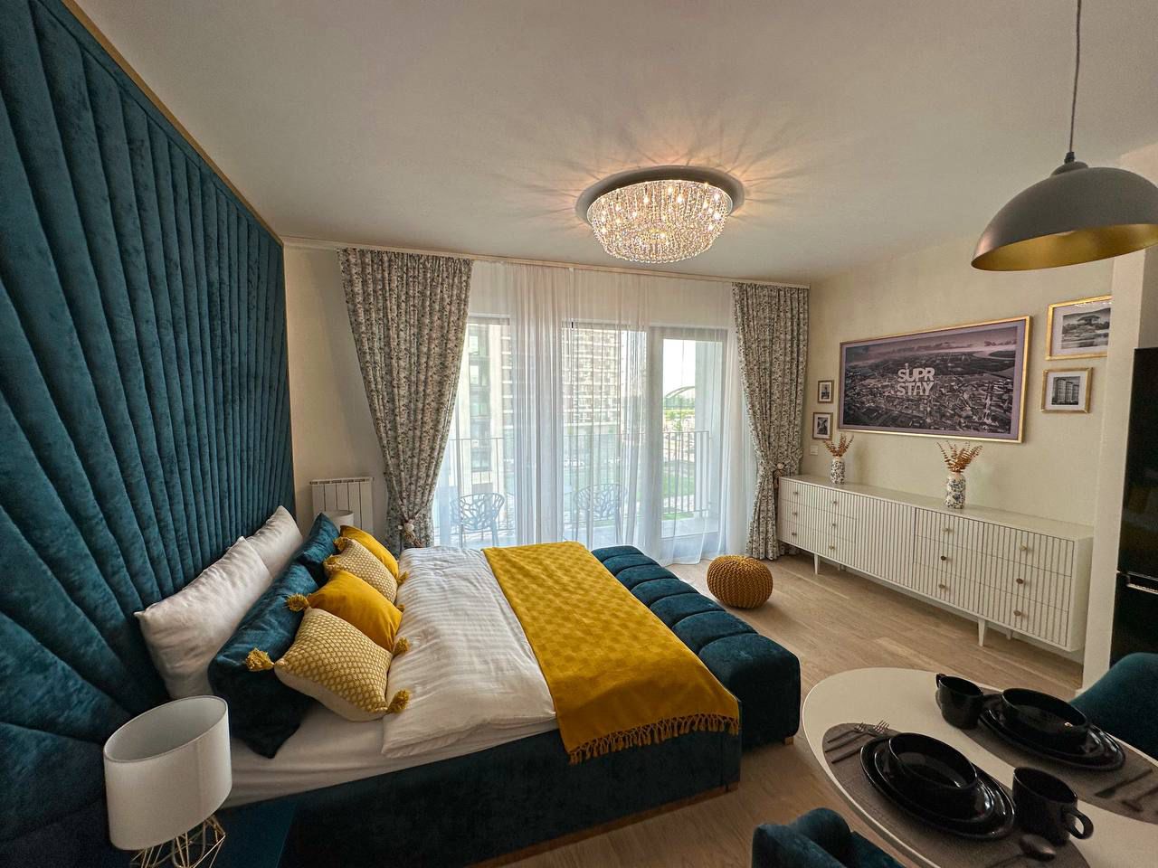 Royal Luxury Studio 5